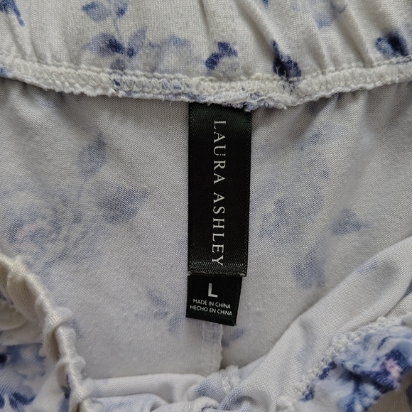 *NWOT* Laura Ashley Women's Large 2-Piece Floral Print Sleep Set - Picture 12 of 16